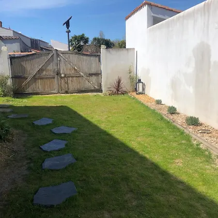 Apartment ღ Le Nid Cache - Cosy, Wifi & Exterieur Aytré