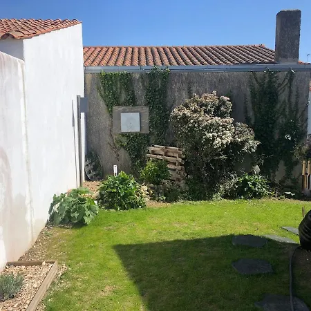 ღ Le Nid Cache - Cosy, Wifi & Exterieur Apartment Aytré